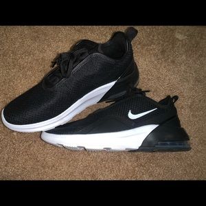 Nike air max motion 2